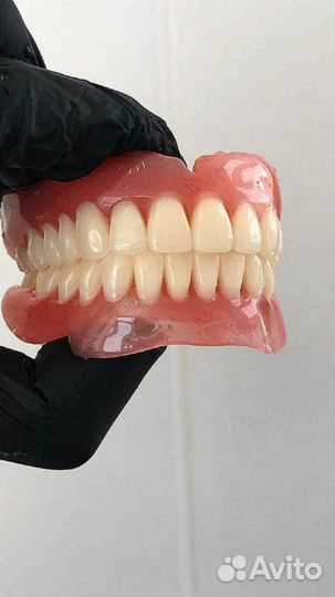 Частное протезирование зубов