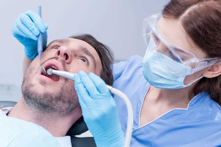 Какие стоматологические программы предлагают по ДМС