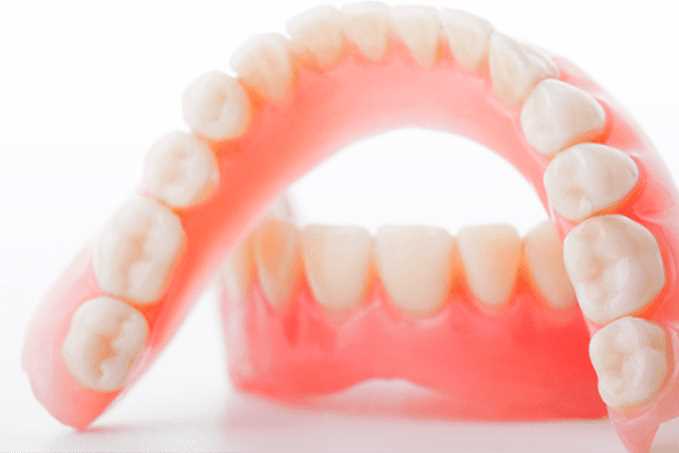 Нейлоновые зубы протезирование