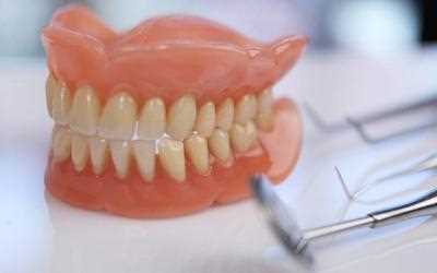 Протезирование зубов виды и цены